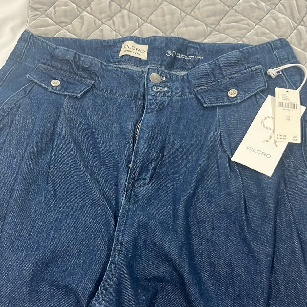 Barrel jeans